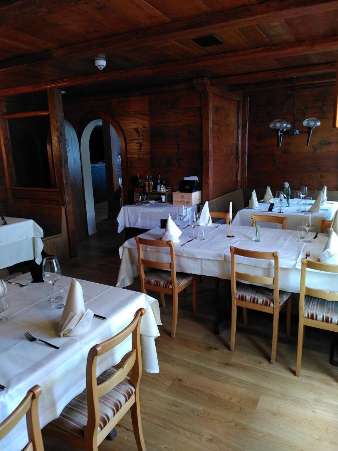 Hotel Sonne Sissach Esterno foto